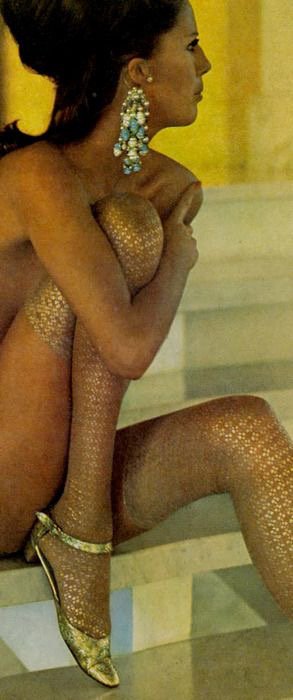 LegAppeal's tweet photo. Golden and bronze. Perfect summer combo. Visit #shoplegappeal.com in Graphix collection.
#tightsareart
#tightstyle https://t.co/Rbp1IoHpPJ