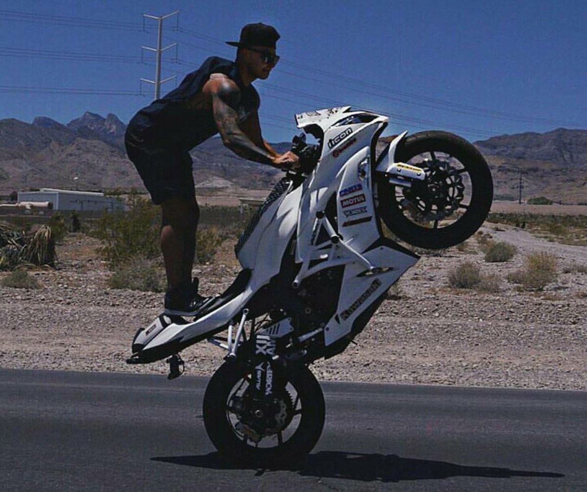 StuntFarm's tweet photo. Good to see our buddy @DJPaulyD getting in that well deserved seat time
#THSTLF https://t.co/yw6tHiBCB8