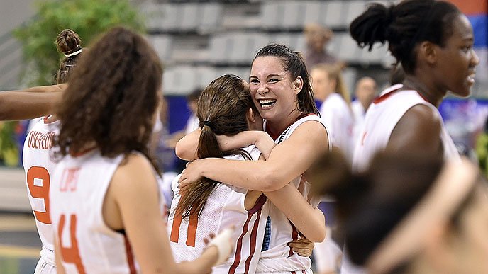 ACBCOM's tweet photo. ¡La Selección #U20F, campeona de Europa! En un intensísimo final de partido, ha vencido a Italia por  71-69 https://t.co/BwIOltHpB0