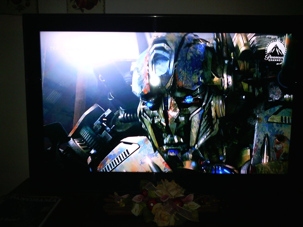 BullittaM's tweet photo. #transformer4 #estintionage #ParamountChannel #DTTX #canale27 https://t.co/bPLHXuWGh0