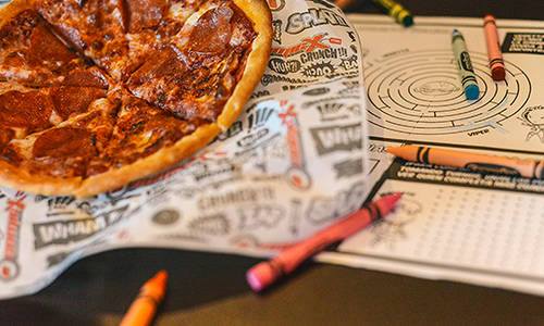 ComicxCPark's tweet photo. A los niños les encanta nuestra Pizza ¡Hoy comen gratis en #Comicx! solo compra un platillo de adulto :D https://t.co/fKjOLXmM0H