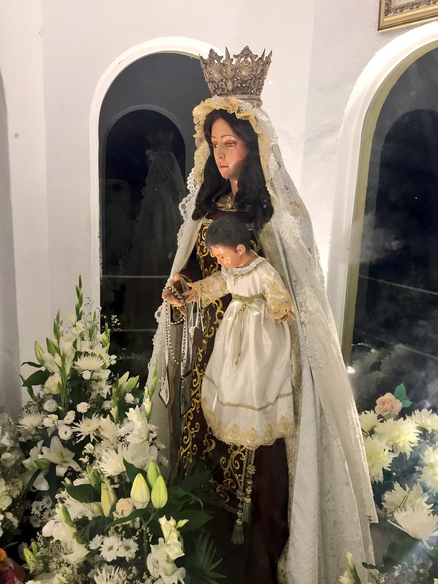 innatte's tweet photo. #VirgendelCarmen #PuertoBanús 😍🙏🏽✨💫 https://t.co/mvwIw4cck6