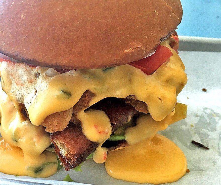 thepinupsf's tweet photo. We can't take our eyes off the Chicken Nacho Burger 😍 Join us for Special #Burger Weekends! #sportsdiner #thepinup https://t.co/XgW98mPZfs