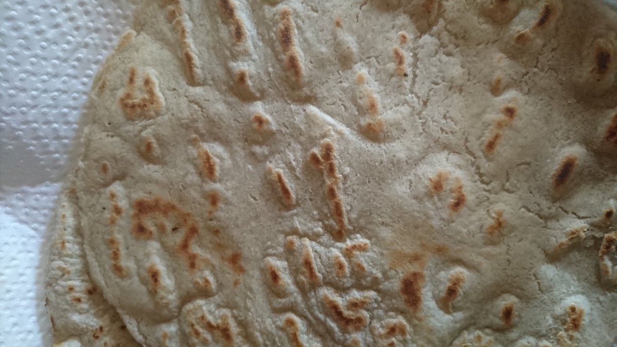 TheDesiKitchen's tweet photo. Gluten free chapatis made with rice flour and white millet flour..Recipe coming soon #wheatfreechapati https://t.co/4htqcJXSzD