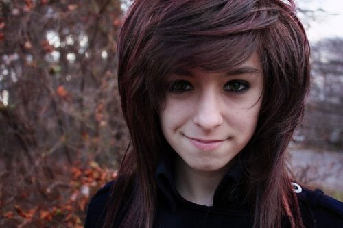 grimmiesteam's tweet photo. I wish I could pull off all these hairstyles like Christina did because damn https://t.co/QuARkaxiZA