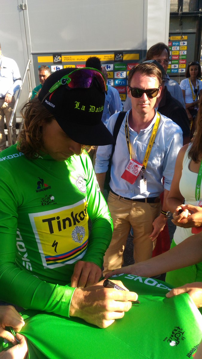RT<a href="/LeTour/">Tour de France™</a>: RT <a href="/Green__Jersey/">Green Jersey ŠKODA</a>: RT to win the #GreenJersey signed by <a href="/petosagan/">Peter Sagan</a> ! <a href="/WeLoveCyclingFr/">Škoda We Love Cycling France</a> #SKODA /s/k9_l

m...