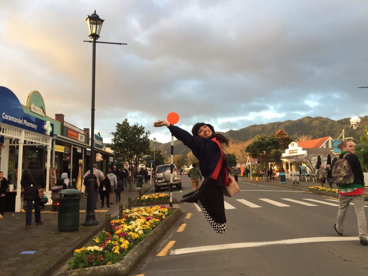 DipnaPatell's tweet photo. Enjoying every hour of the trip... Happy to be a part of #theatre #ThappoDiaries #Thappo #Auckland #TeamThappo https://t.co/yAMSUvYQls