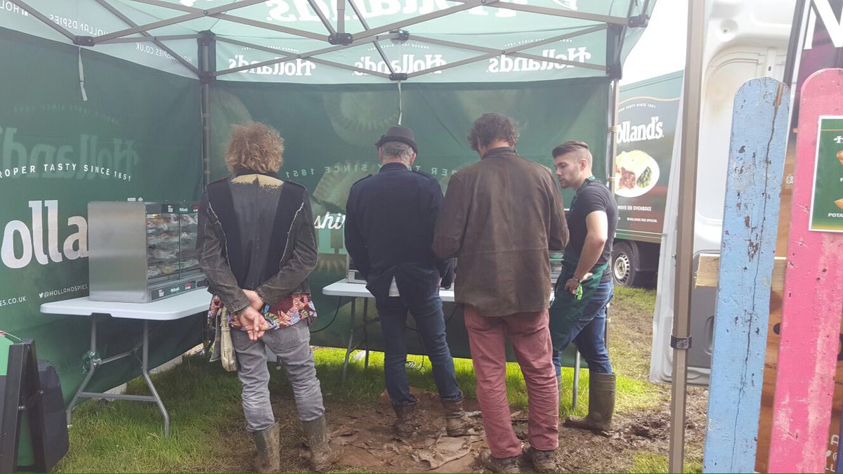 stuffnfood's tweet photo. Fantastic weekend @Beatherder festival! We hope everyone enjoyed the music and the pies 󾰀󾰀 https://t.co/q26fCu9r0W https://t.co/hLSmDp9EPm