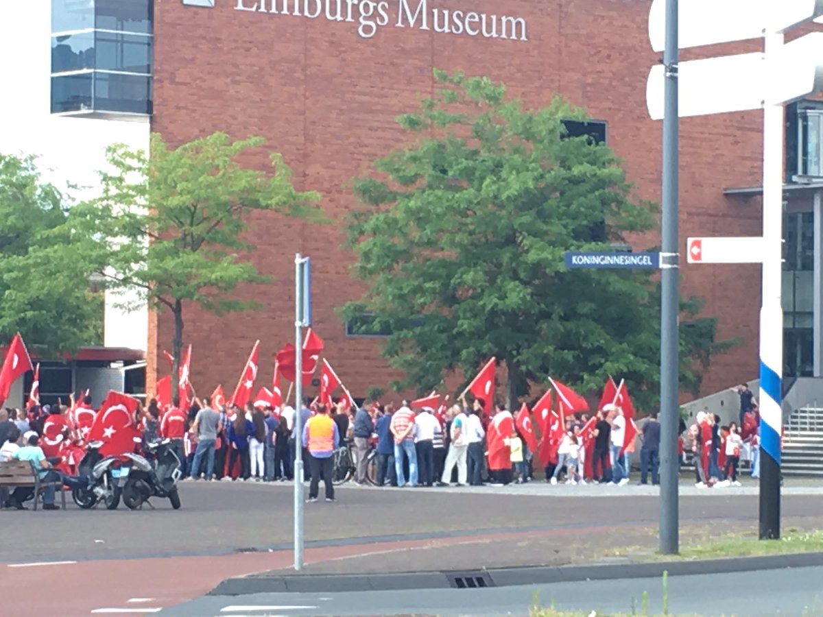 Hele zeldzame Pokemons volgens mij, bij het Limburgs Museum in Venlo: