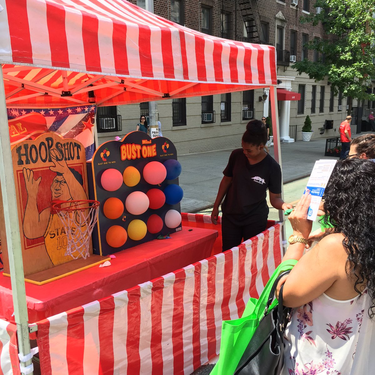 EdClevelandJr's tweet photo. NYP/RCP 1st Annual Community Festival #NYP #RCP #WashingtonHeights @nyphospital https://t.co/d61OIzn3y7