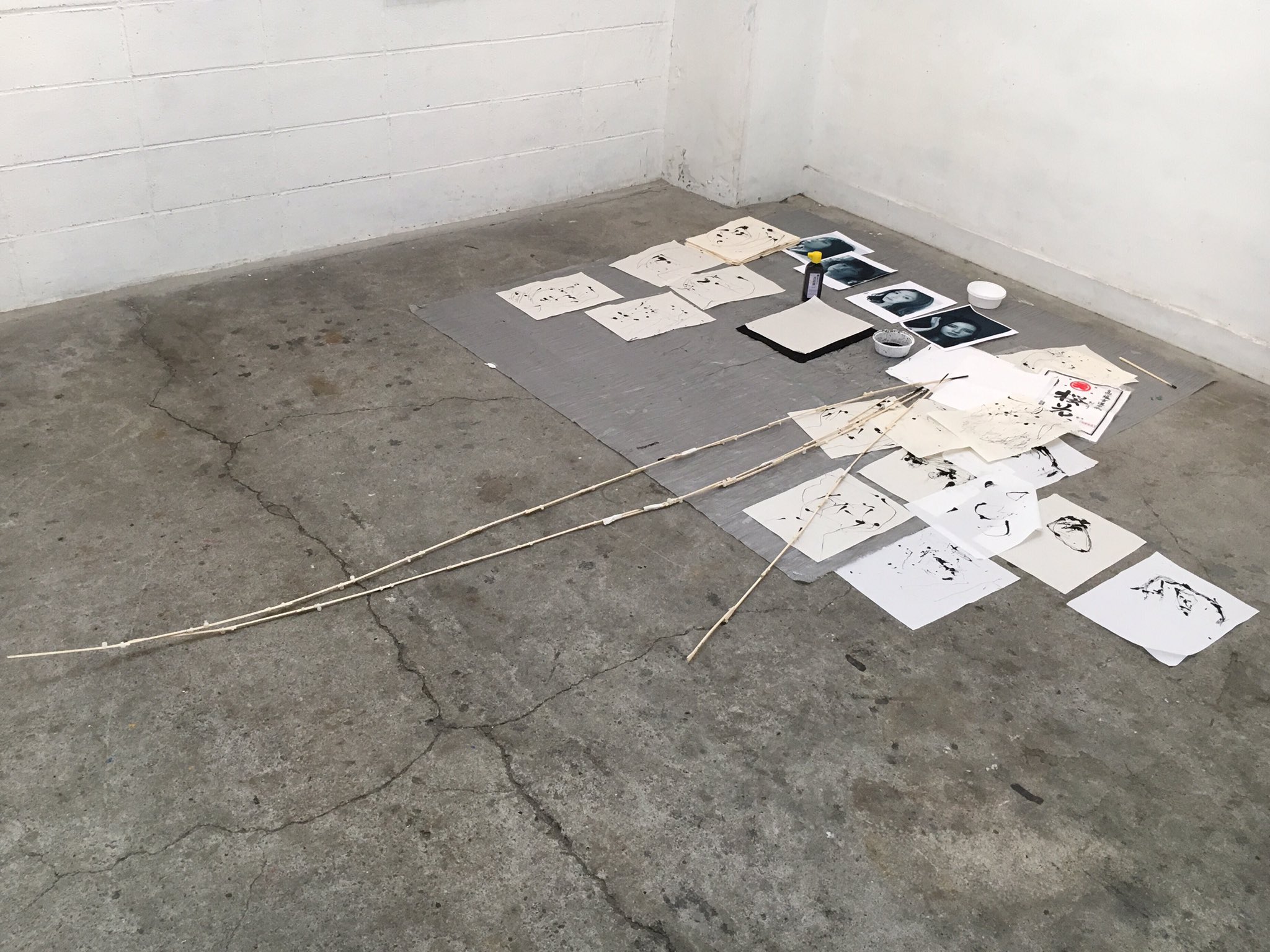はむぞう Auf Twitter 三杉レンジさんの Education展 ことばで描く絵画 を 浅草橋のアートラボトーキョーで見た 絵画指導や美術史をコンセプトとした作品 指導前と指導後の絵 美術史上の名作 ムーブメントをアイコン化した折り紙など 7 17で終了 はむぞう Auf Twitter 三杉レンジさんの Education展 ことばで描く絵画 を 浅草橋のアートラボトーキョーで見た 絵画指導や美術史をコンセプトとした作品 指導前と指導後の絵 美術史上の名作 ムーブメントをアイコン化した折り紙など 7 17で終了