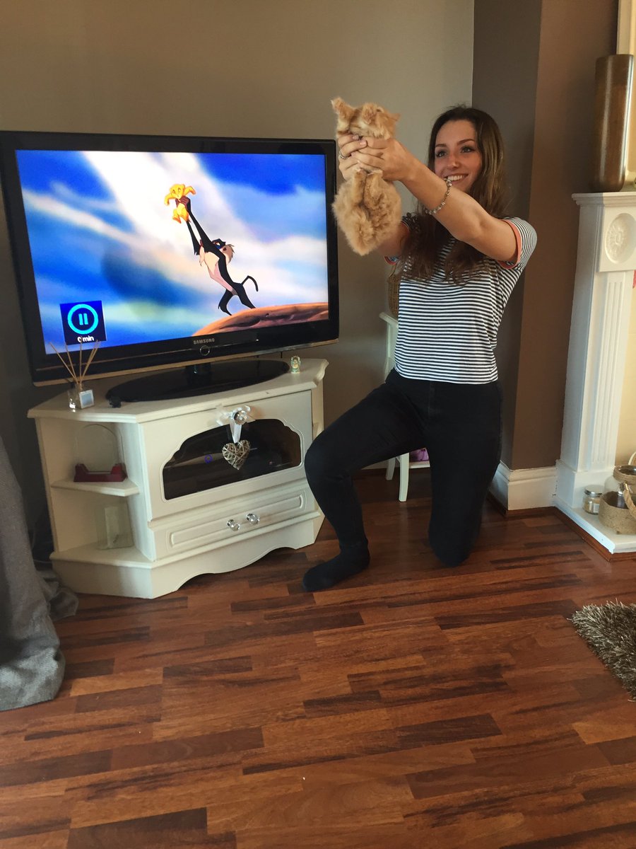 Daisy Roberts tweet media