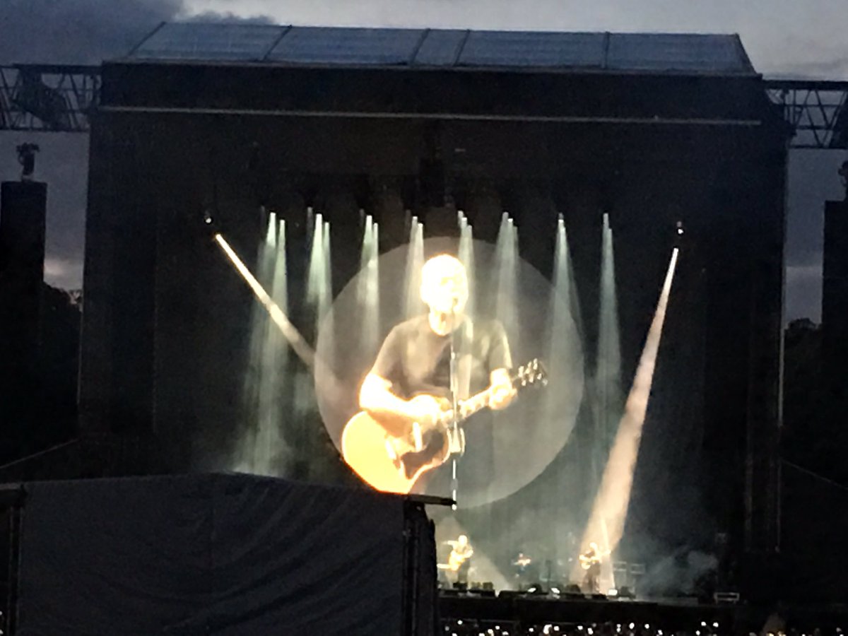 dreadphan's tweet image. it was amazing a true guitar maestro