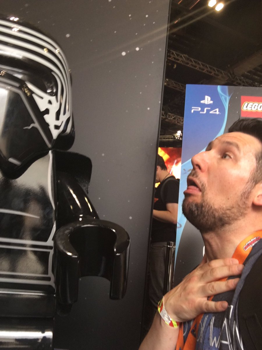mobadoo's tweet photo. #legostarwars #StarWarsCelebration https://t.co/xZA7vOOl50