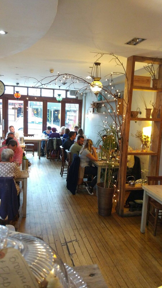 CookGreekUK's tweet image. A big thank you to everyone for coming to support our #charity #dinner. Thank you @lalascafe for the hospitality!