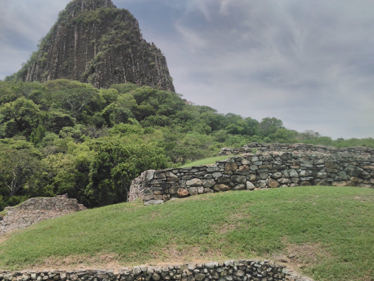 DefiGoFetch's tweet image. Visite de la zone #archéologique  de #Quiahuiztlán Une #randonné en montagne
#ImageDuJour #aventure #mexico #kayak