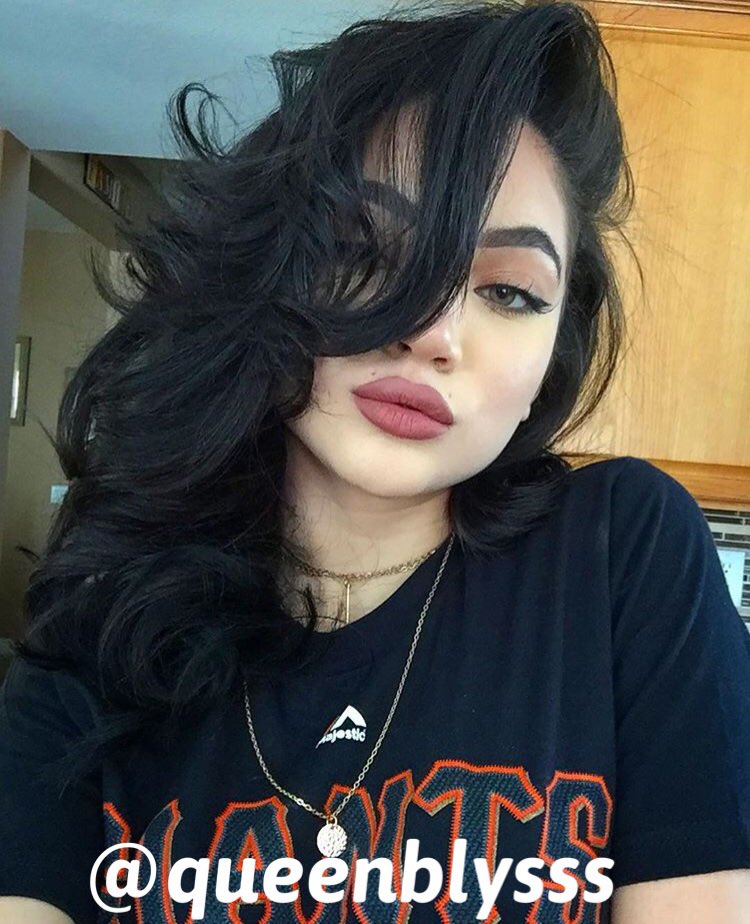 QUEEN B 1.2K tweet media