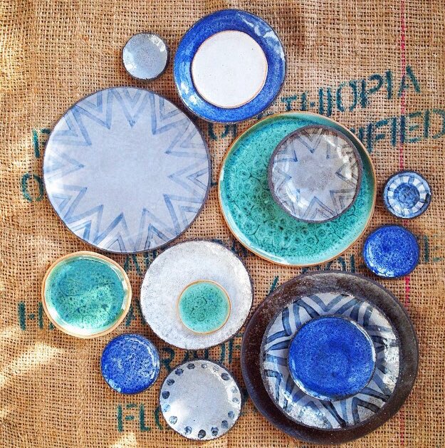 __atthetable__'s tweet photo. Join @LisaOmmCeramics &amp; Sarah Hall from @TurningEarthUK &amp; create your own ceramic mezze set https://t.co/0F2jwTZDOv https://t.co/JhKODUcsyV