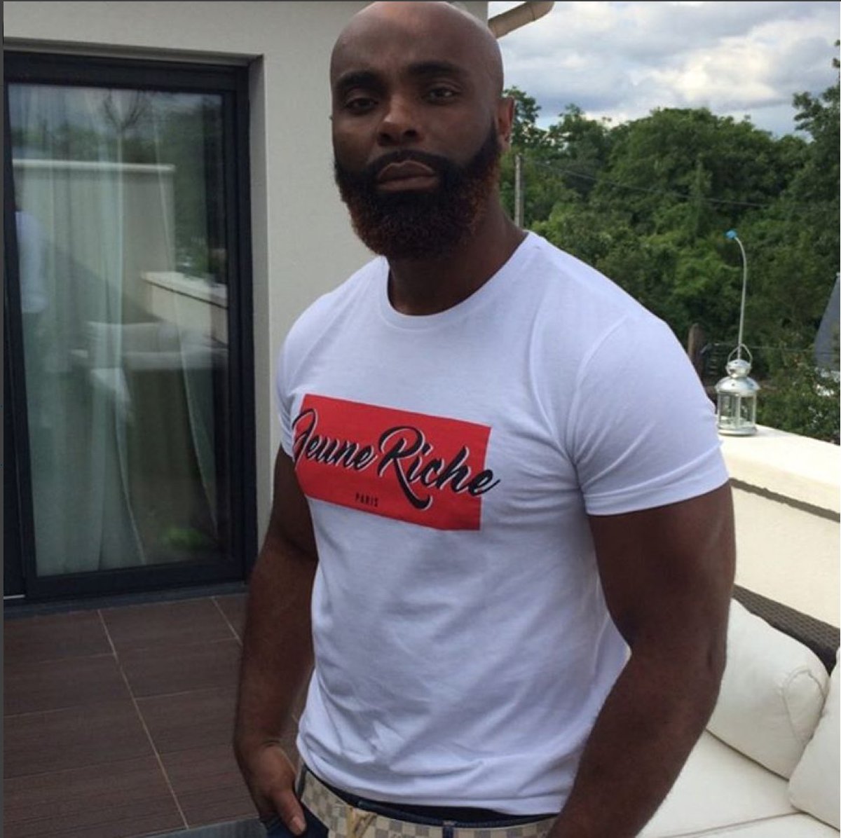 KaarisOfficiel1's tweet photo. BOSS DE LA TRAP 
J'ai dis puuuuuuuteeuuhh!!!!!!
#team225 #CIV  
@jeunericheparis
#troisièmealbumenpreparation https://t.co/XMV4CDiG3y