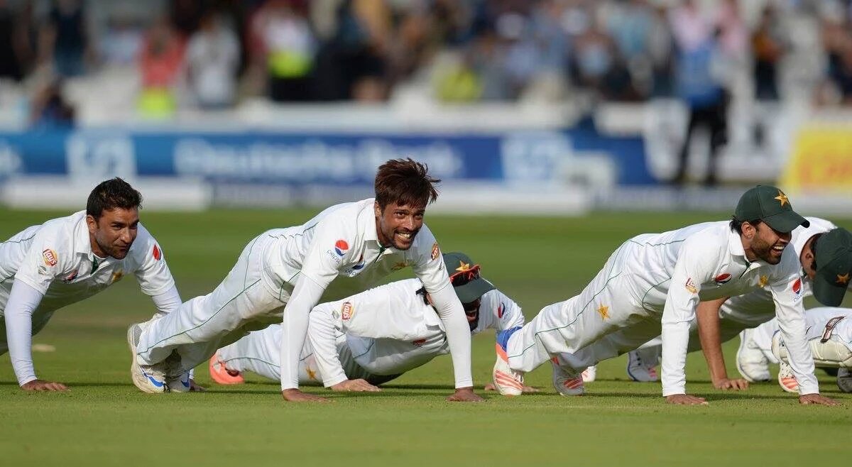 Sh_MohammadAli's tweet photo. Pakistan Army has proved herself to be miraclous for the country #ENGvPAK #ThankYouRaheelSharif #Lords https://t.co/15qiFdFUCs