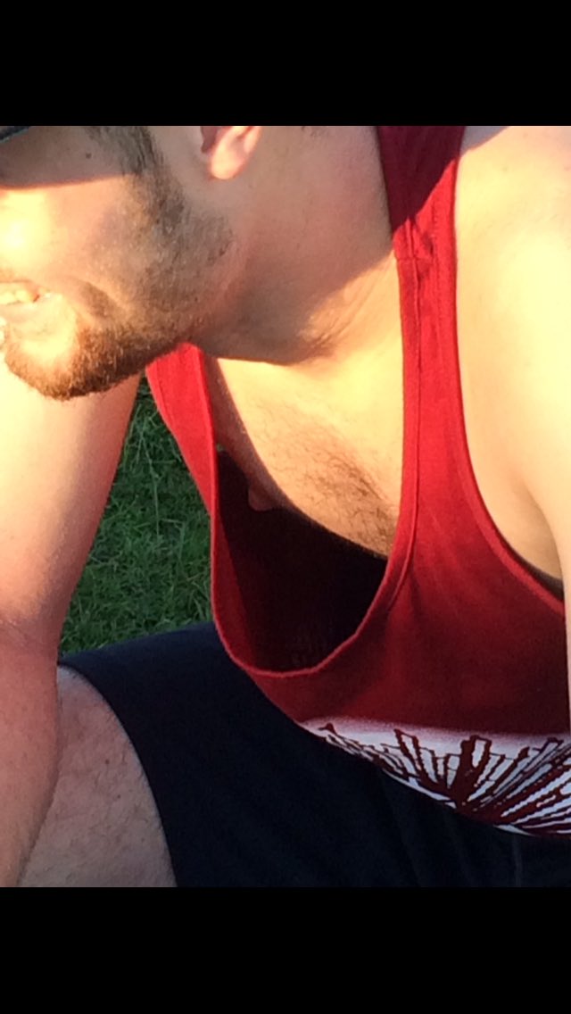 scottprice_'s tweet photo. #nipslip https://t.co/s4nvFjw7jB