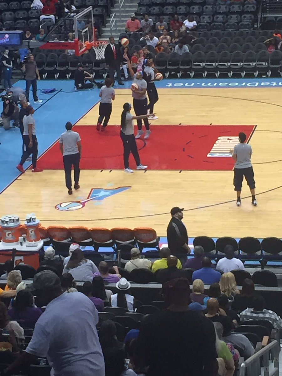 @AtlantaDream warming up before the game...#DreamvsSparks