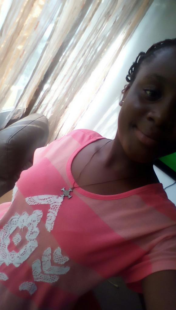 SimthEsther tweet picture
