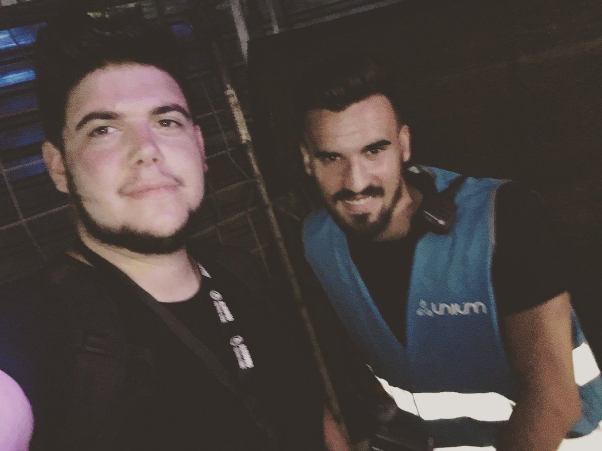 AlexUtrera21's tweet image. Gran compañia con @AngelSevillaRF 👮💪📷 @AlrumboFestival