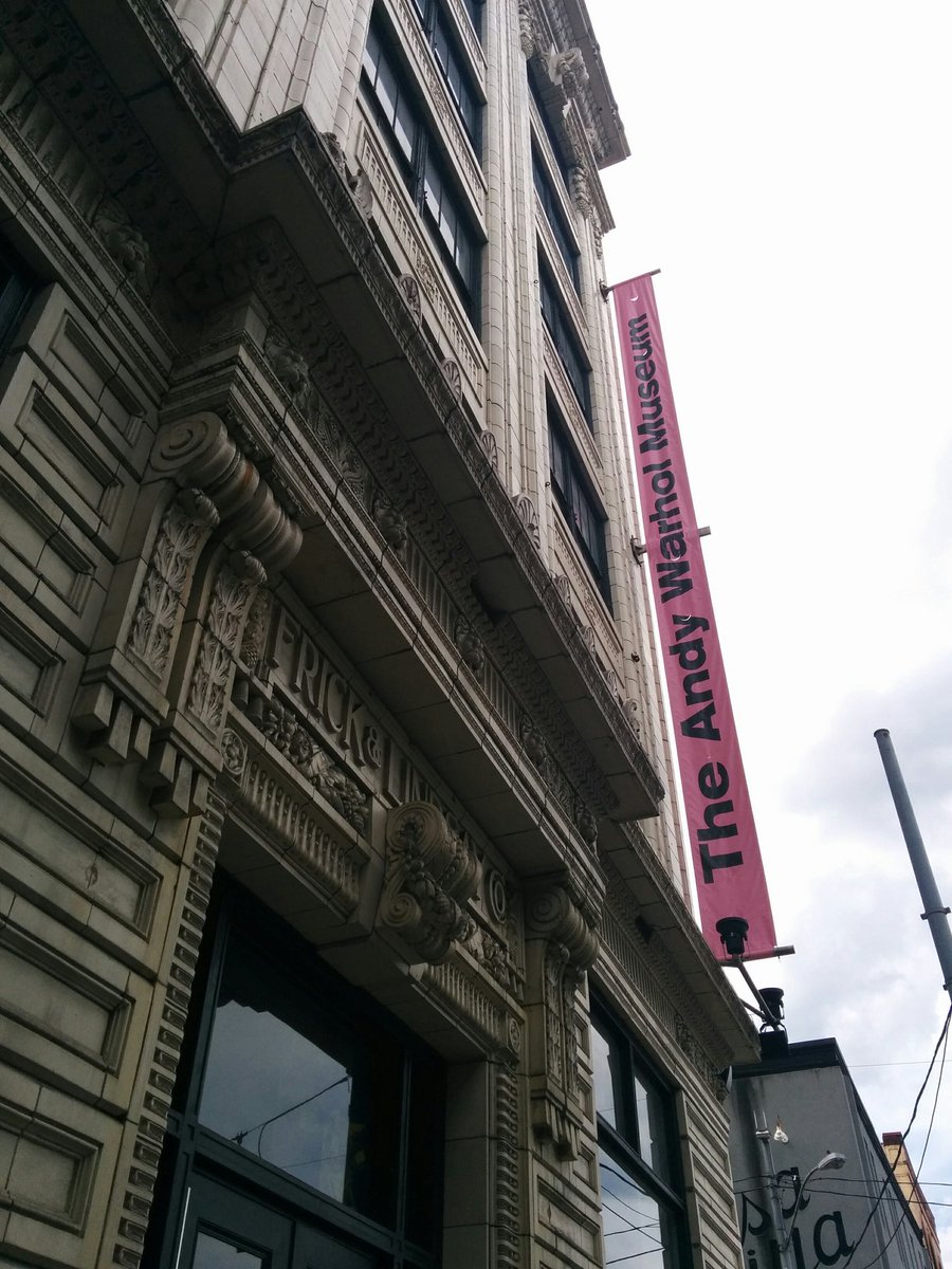 Bee_CheeMo's tweet image. 在 #Pittsburgh 訪 #AndyWarhol 博物館 偶遇 @aiww