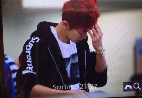 EXOpassion's tweet photo. 160718 | اكسو في مطار KIX - تشانيول
-A https://t.co/xXPNkI6Pcn
