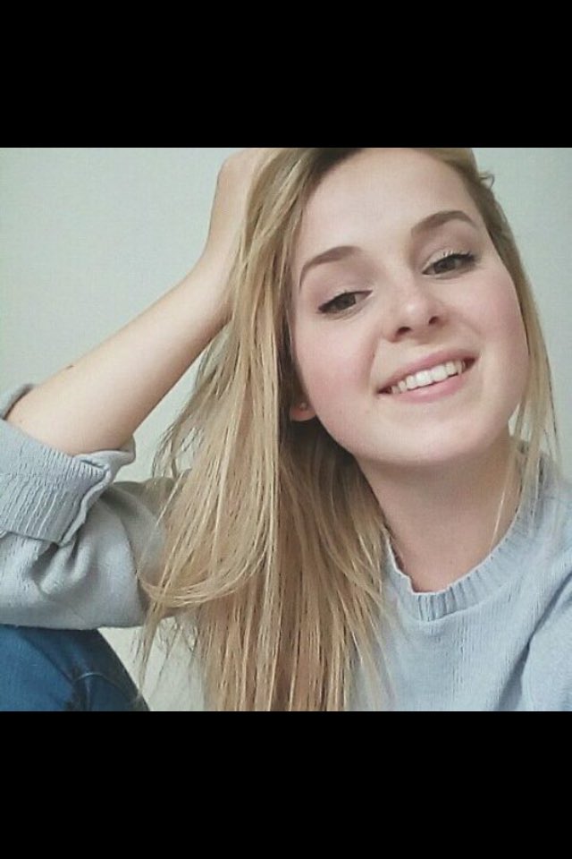 florent_bad's tweet photo. @iiinesmd 
iG wiines
"belle blonde" https://t.co/u4RGuEaHbp