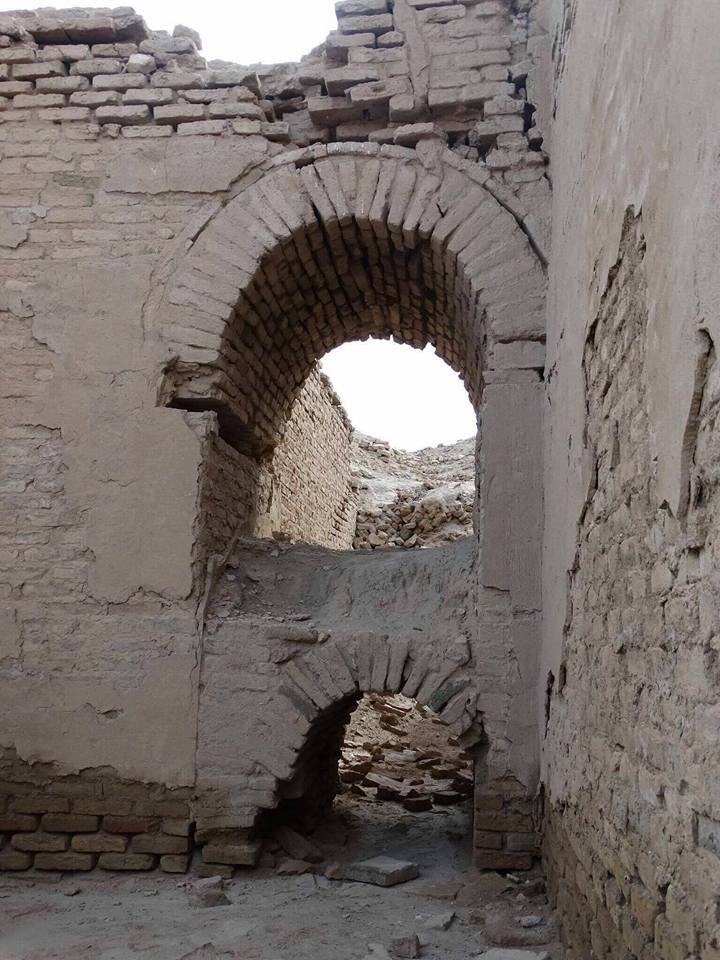 GilgameshIQ's tweet photo. انضمام اثار حضارات بلاد الرافدين الى التراث العالمي 
1-اور
2-اوروك
3-الاهوار
4- اريدو
5-بيت النبي ابرهام ( ابراهيم) https://t.co/FHLJQMNvbq