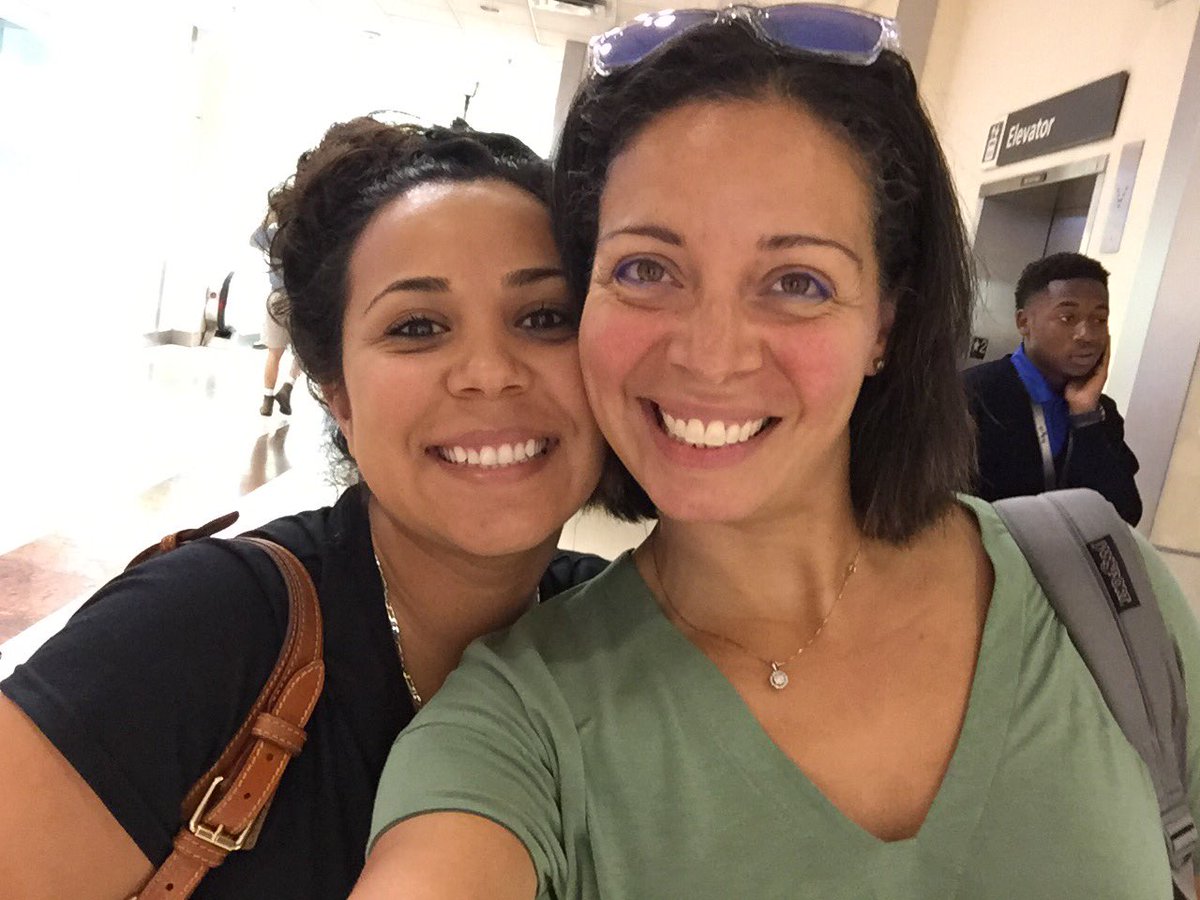 DrShirLo's tweet photo. Say cheese! My SMC partner n crime @sci_chicana #chingonas #LRC2016 #lrnbegreat https://t.co/L3rbtXSaB9