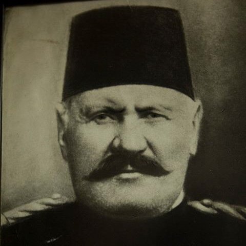 Bu milletin hamurunda Yedi Sekiz Hasan Paşa'nın kahramanlık mayası var..
Ne gam!