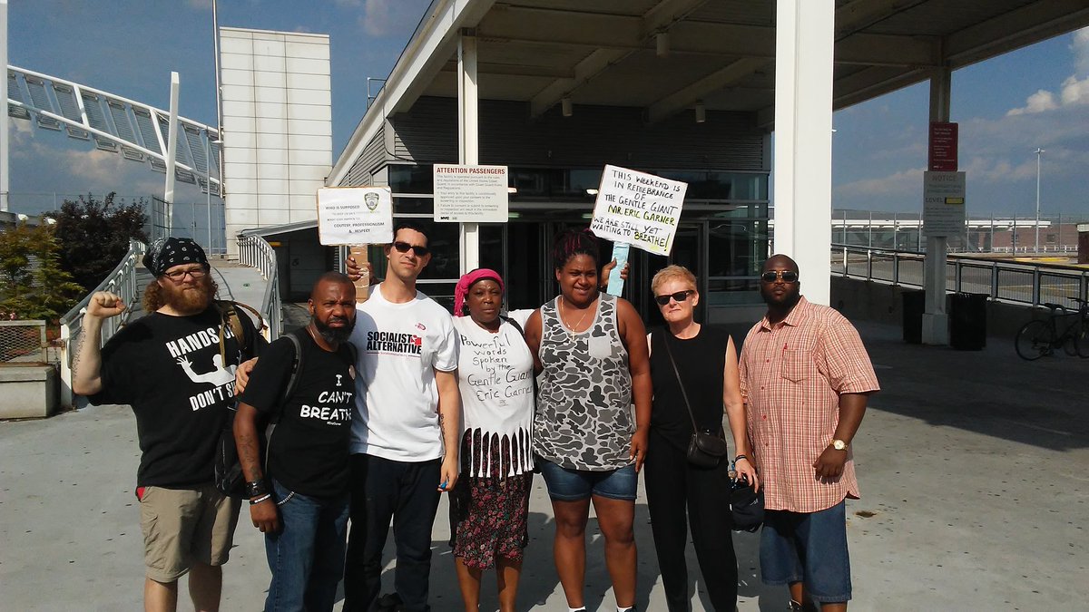es_snipes's tweet photo. At the ferry now first people arrive im still waiting for more people i wont leave until..#ericgarner2yrslater https://t.co/75Rmq6Fn7K