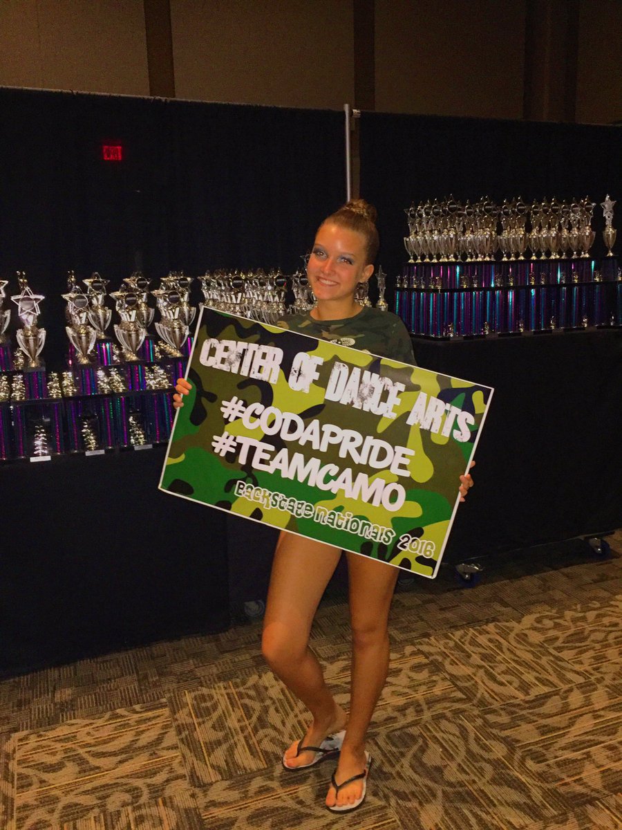 ArielleSinicin's tweet photo. Nationals 2016 couldn't have gone better, I love my #codacrew 💚⚫️💚 #champs #teamcamo #codapride @CODAdancers https://t.co/qBD4qK0tdR
