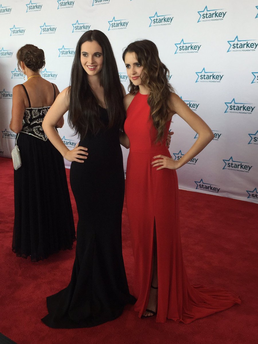 RiverCentre's tweet photo. Sisters @VanessaMarano and @lauramarano arrive at the @starkeycares Gala. #StarkeyGala https://t.co/mdGjpS8KRk
