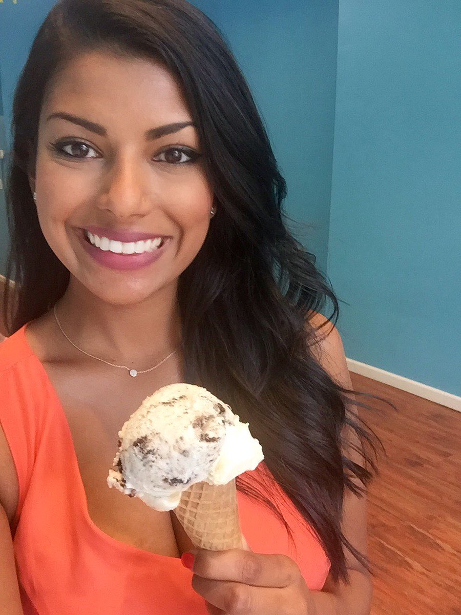 HomaBashNews's tweet photo. Success! #NationalIceCreamDay #cathys https://t.co/lTklPoppn8