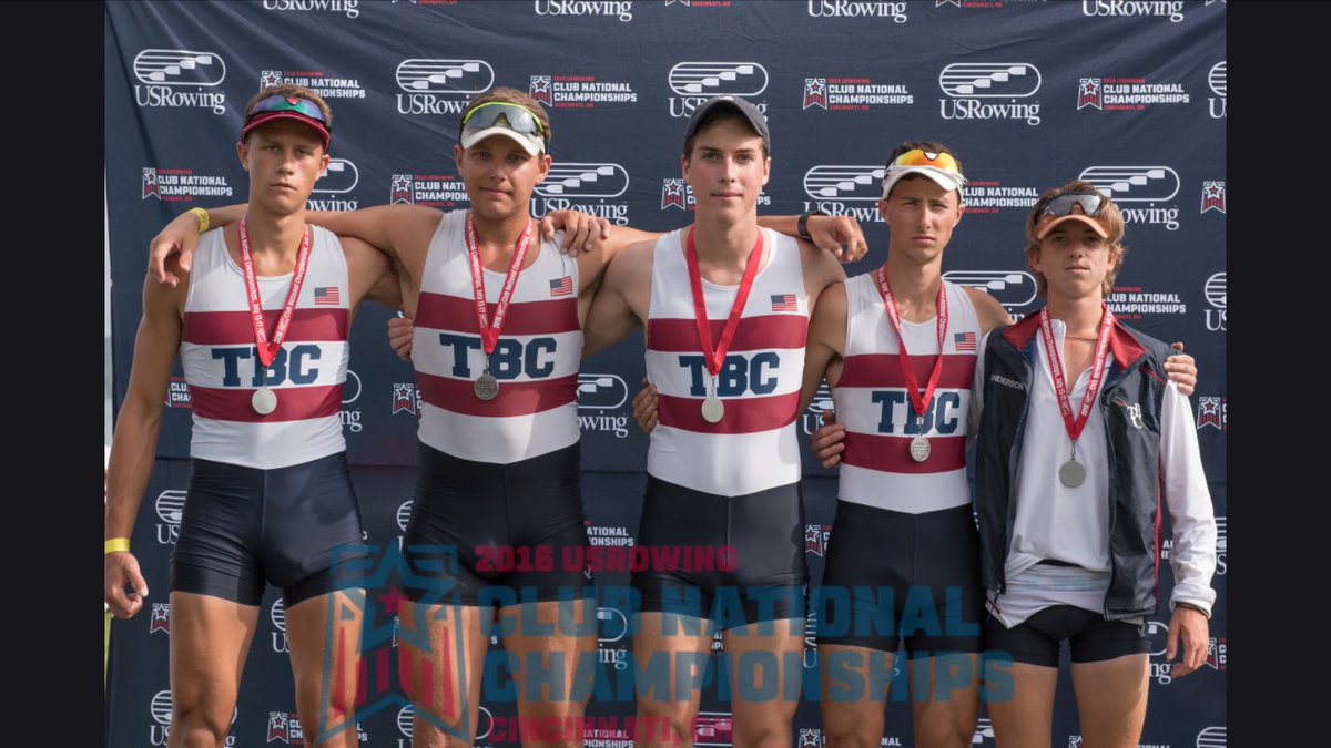 RacingTbc's tweet photo. Junior men and junior/open women finished with 3 gold, 5 silver, and 4 bronze medals in sweep events #clubnats16 https://t.co/hB1gEVmazR