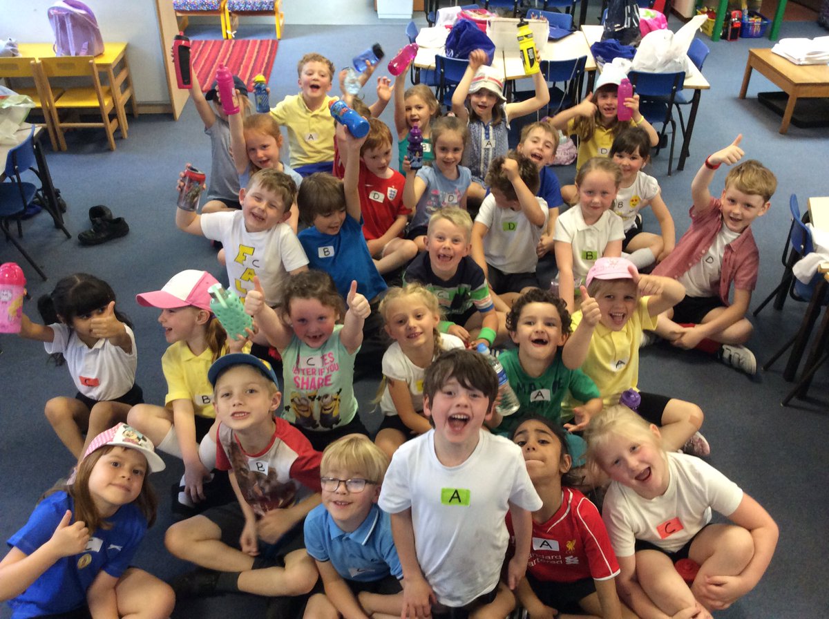 MrsML_Earle's tweet photo. All ready for sports day! Home made t-shirt designs by a few Falcons too! #1EW @Battyeford @JemmaWatson5 https://t.co/nZSrakVQQP