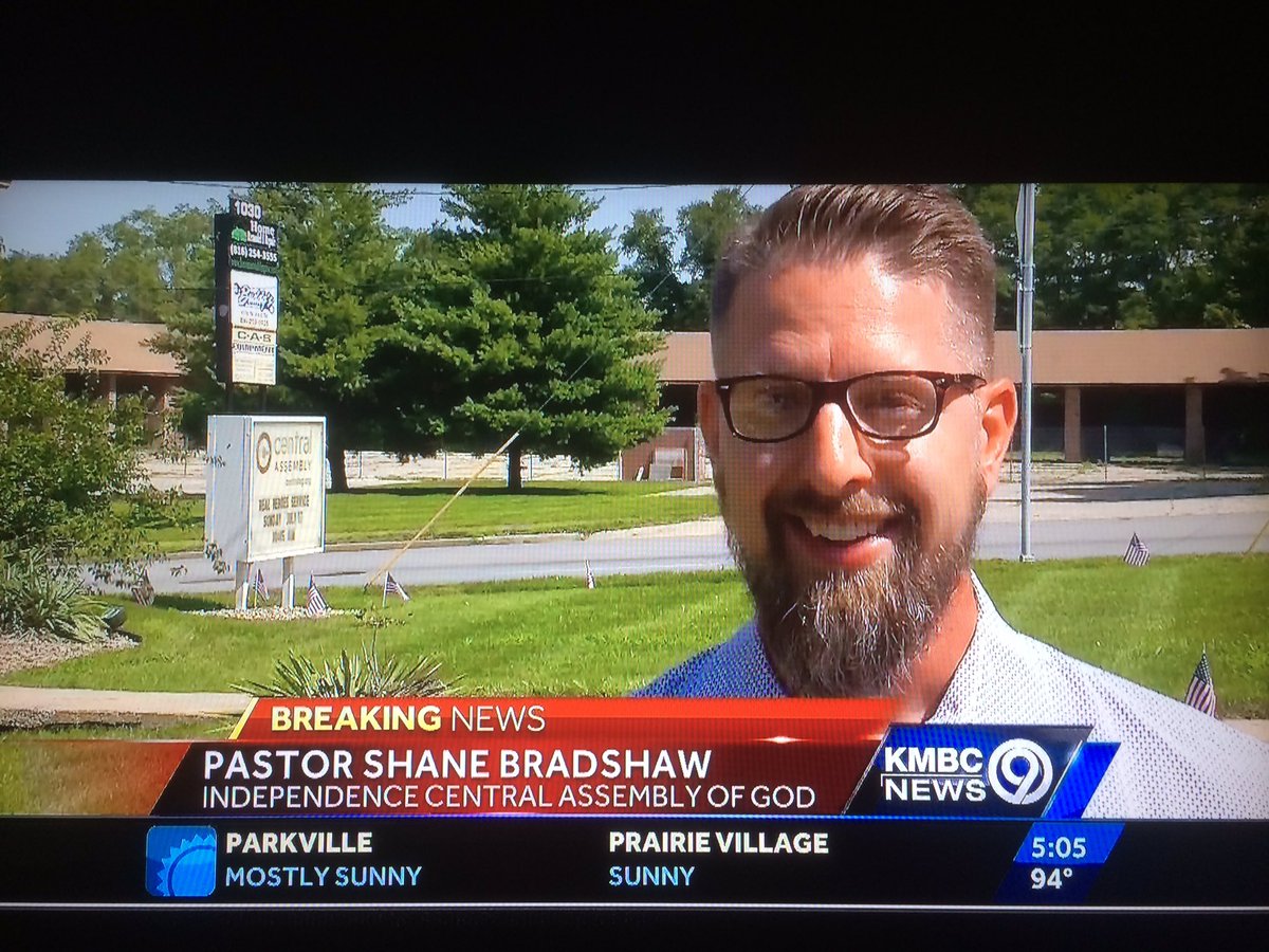 SteveBshaw's tweet photo. It's cool being on the news...for something GOOD!! #Shane #soclose #RealHeroes #CentralAssembly https://t.co/NLnetL22hp