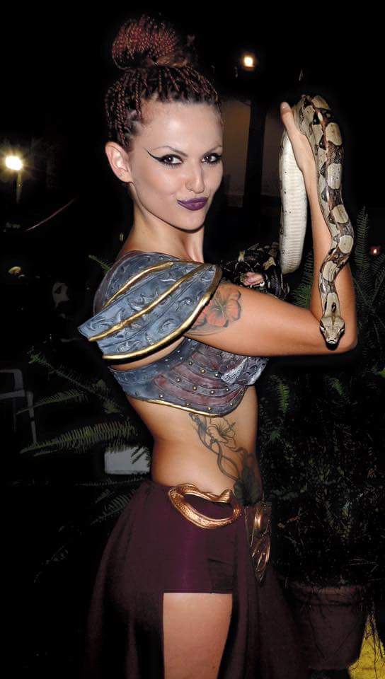 Robot_Group's tweet image. Contratación de serpiente