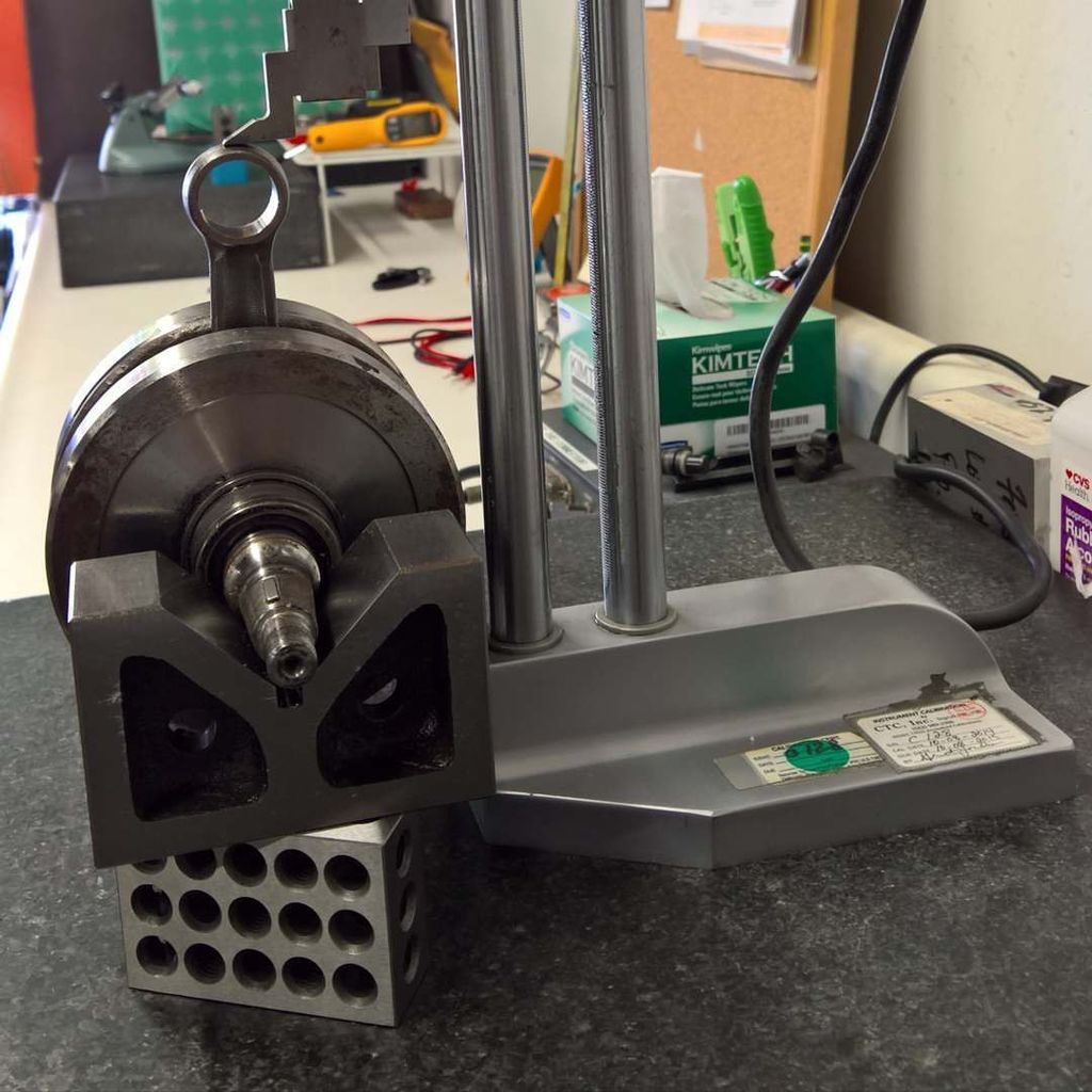 BasiAngulo's tweet photo. Welcome to the measurement lab.  #mitutoyo #spi #vblocks #123blocks https://t.co/wcKbEGmmJv https://t.co/5aqzh2SBN2