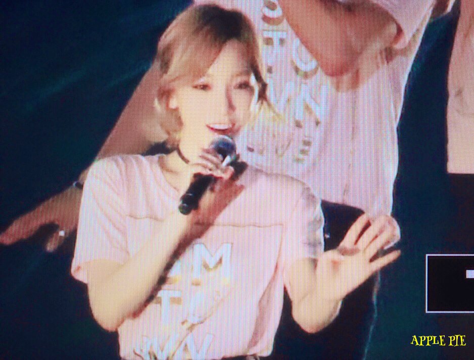 [PIC][15-07-2016]SNSD khởi hành đi Nhật Bản để tham dự "SMTOWN Live Tour V in Japan" vào trưa nay CnmhWKNUsAAs9qh