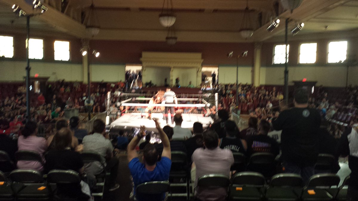 Packed house at EVOLVE 65 tonight at the Melrose, MA Memorial Hall! Watch now on <a href="/WWNLive/">WWNLive</a>!
 
wwnlive.com/event-evolve-0…