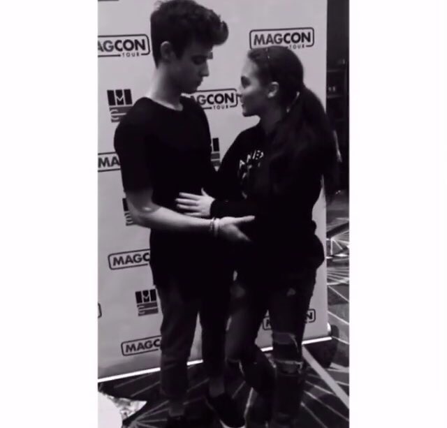 CAMSkandy's tweet photo. I miss you so much😞💘 @camerondallas please tag him!!
#2516 #magconboston #camerondallas #pleasenoticeme https://t.co/6hqi4cwXvB