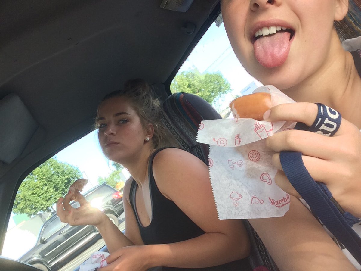 howellkendra's tweet photo. #tweetabond https://t.co/8NaS3SDeHR
