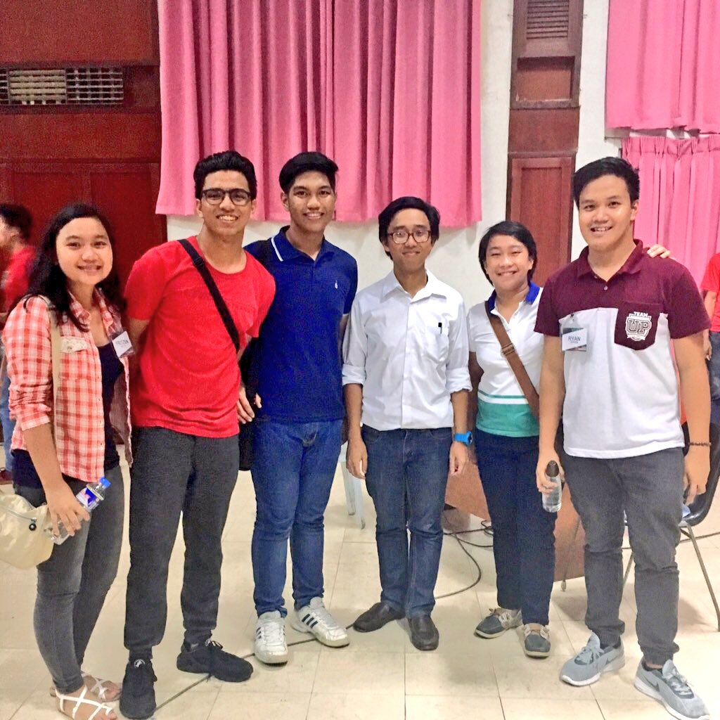 upvCMSC's tweet photo. UPV CMSC with SR Raoul Manuel, former SR Mico Pangalangan, and some delegates of UPV Unit at the #GASC2016 https://t.co/NaTVuyEyPX