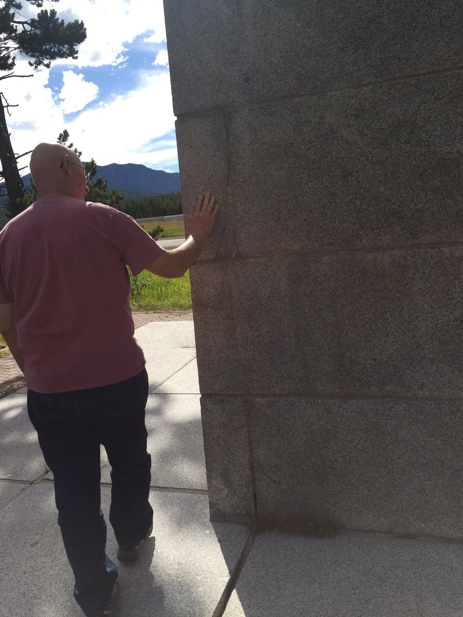 becca_beccawynn's tweet photo. 10 years ago my grandpa hid pennies all over the state in random places. Now he is picking them up one by one. 💰😍 https://t.co/UiNbnsEl9T