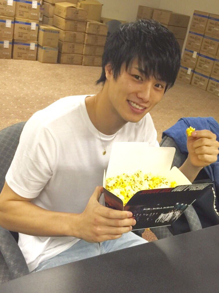 劇団exile From 鈴木伸之 今日は舞台挨拶最終日 公開3日目です 今日も何処かへ 劇団exile From 鈴木伸之 今日は舞台挨拶最終日 公開3日目です 今日も何処かへ